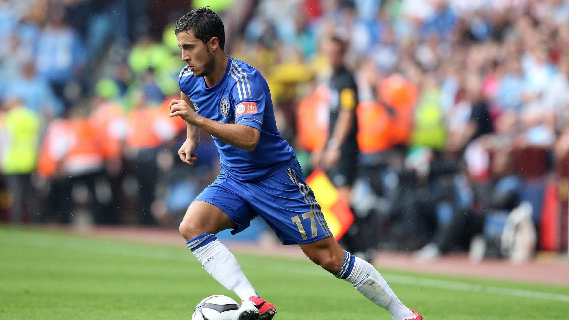 巴西队在南美预赛中占据榜首，提前晋级